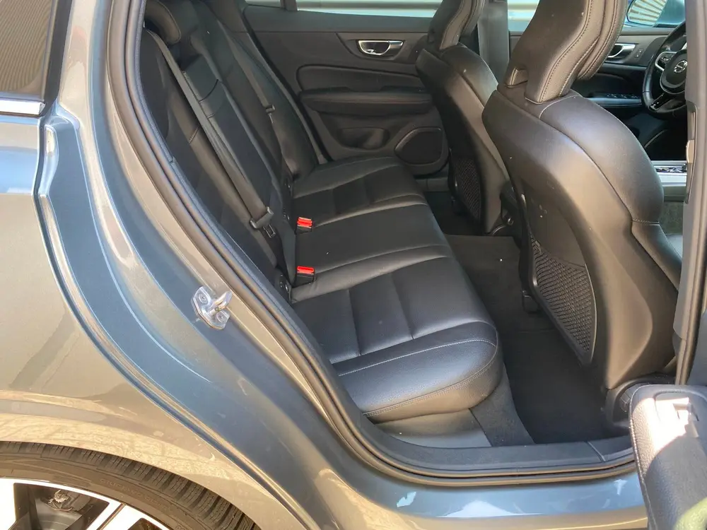 Volvo V60 2.0 D4 Inscription aut uit 2019, foto 7