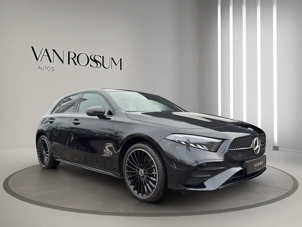 Mercedes-Benz A-Klasse 250 e AMG Line Panoramadak uit 2023
