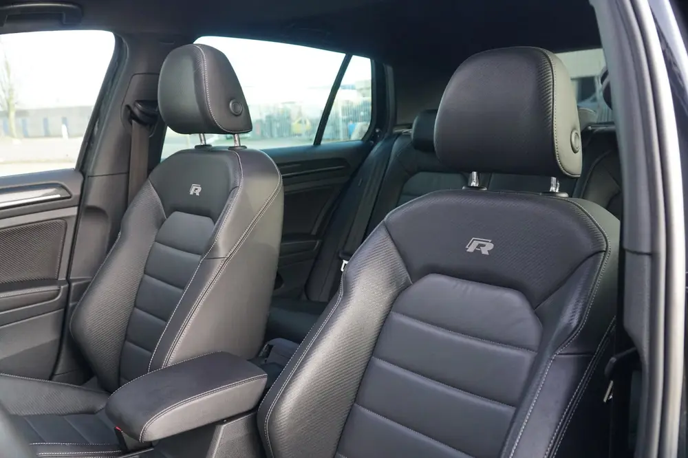 Volkswagen GOLF 2.0 TSI 4Motion R 301PK |PANO|BEATS|CAMERA uit 2019, foto 3