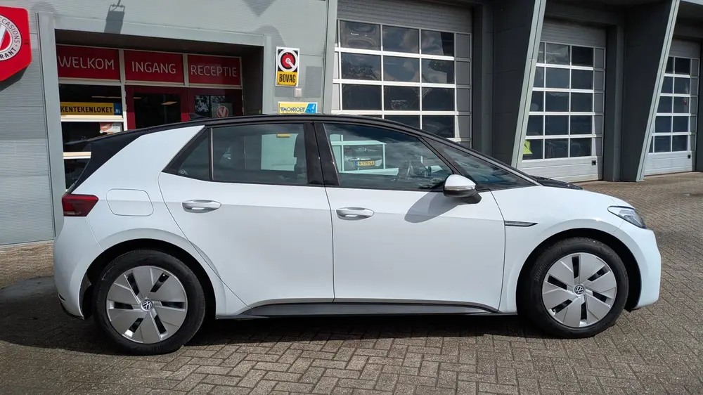 Volkswagen ID.3 Life 58 kWh | Keyless | Stuur/stoel verwarmi uit 2021, foto 8