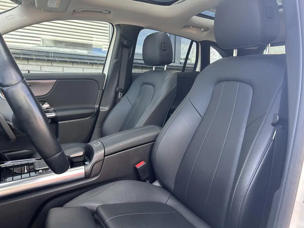 Mercedes-Benz EQA 250 67 kWh uit 2021, foto 7