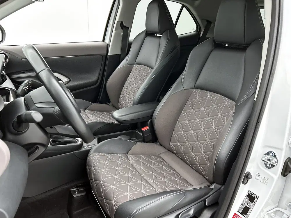 Toyota Yaris Cross 1.5 Hybrid Executive uit 2022, foto 18