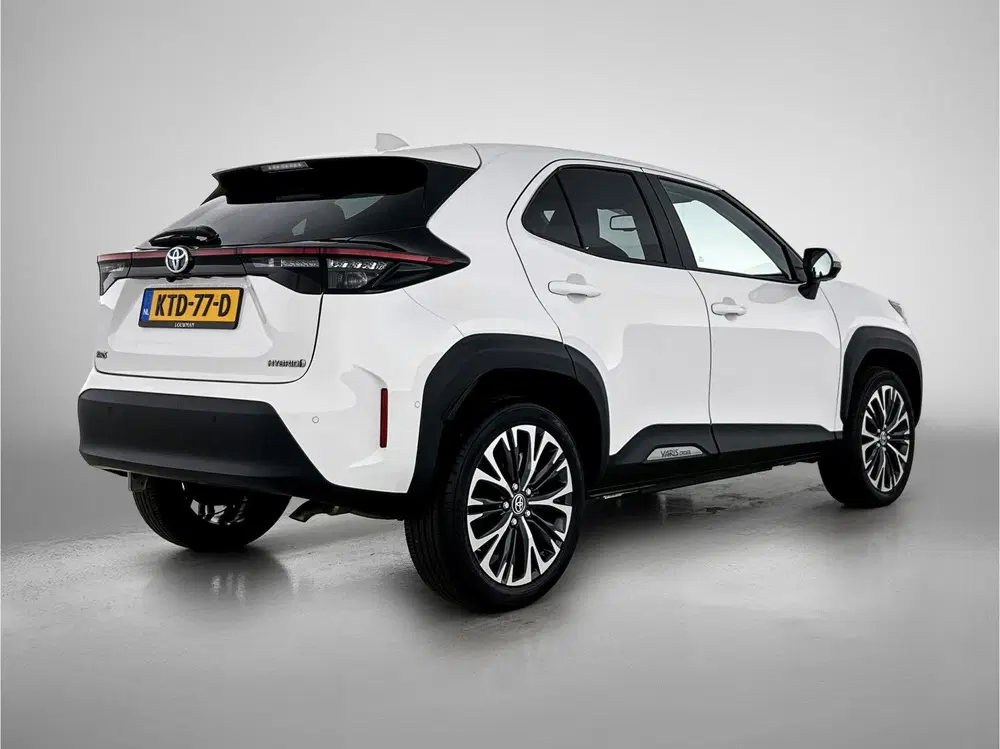 Toyota Yaris Cross 1.5 Hybrid Executive uit 2022, foto 2