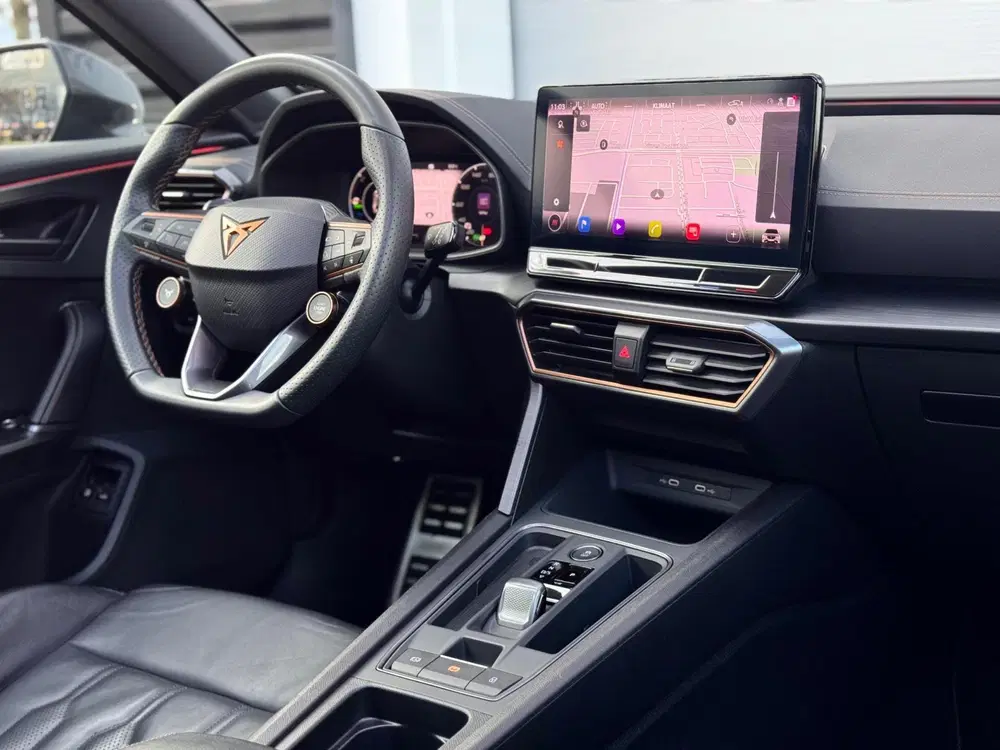 Cupra Formentor 1.4 e-Hybrid VZ Copper Edition Pano uit 2023, foto 17