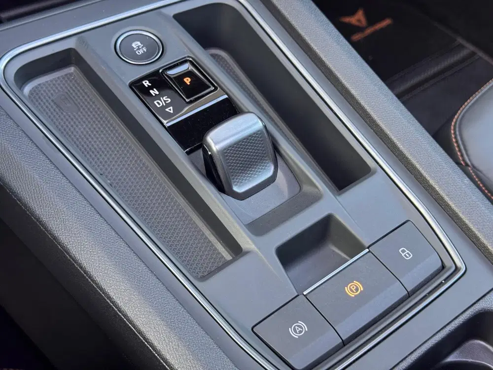 Cupra Formentor 1.4 e-Hybrid VZ Copper Edition Pano uit 2023, foto 18