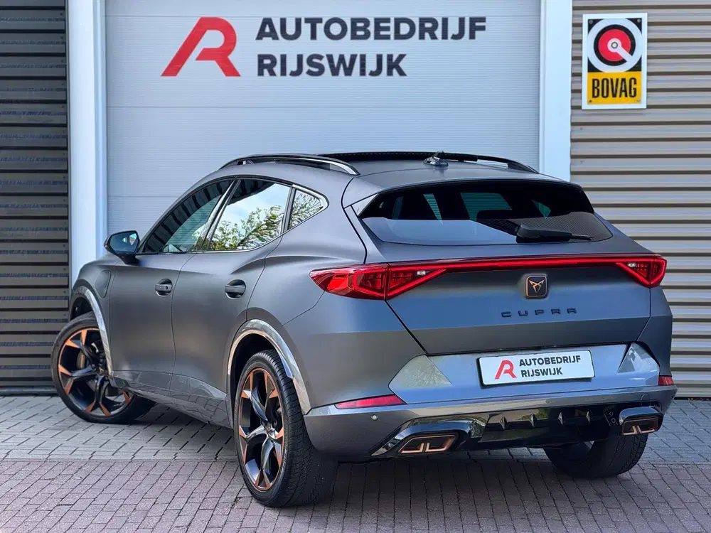 Cupra Formentor 1.4 e-Hybrid VZ Copper Edition Pano uit 2023, foto 3