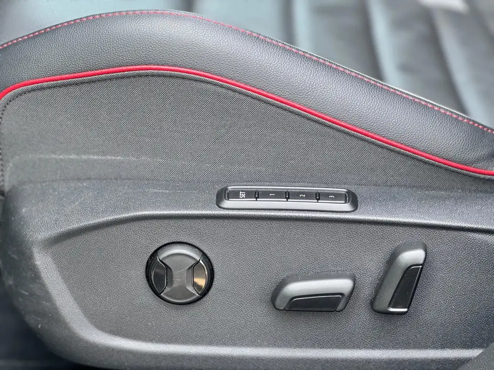Volkswagen Golf 2.0 TSI GTI Pano/Camera/Matrix uit 2022, foto 12