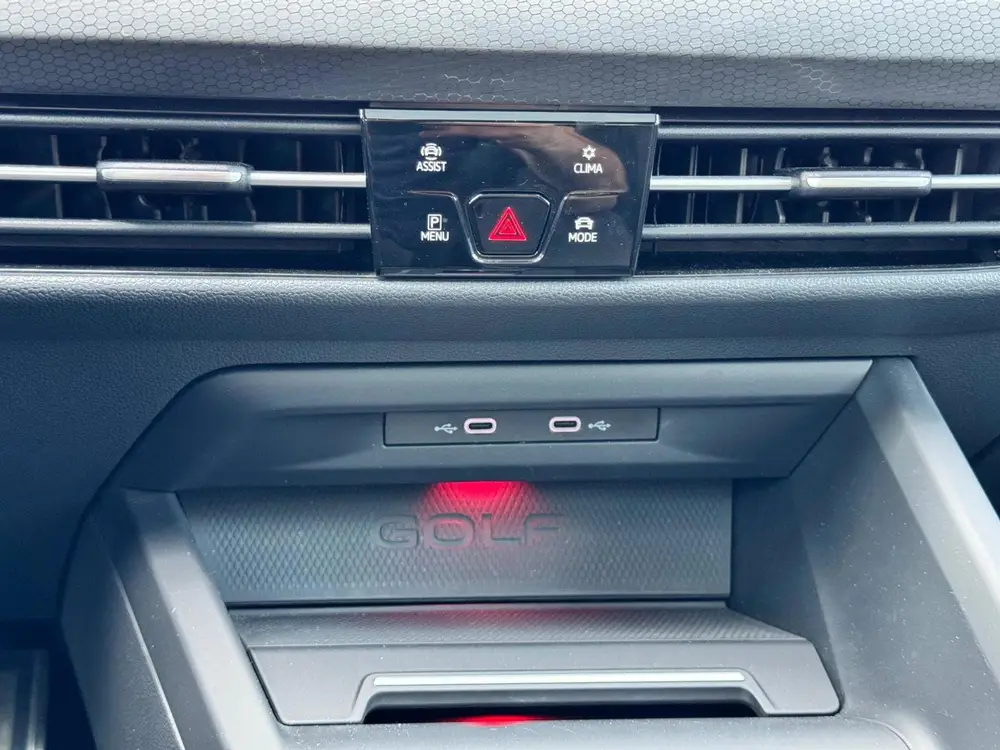 Volkswagen Golf 2.0 TSI GTI Pano/Camera/Matrix uit 2022, foto 19