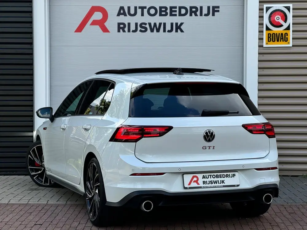 Volkswagen Golf 2.0 TSI GTI Pano/Camera/Matrix uit 2022, foto 3