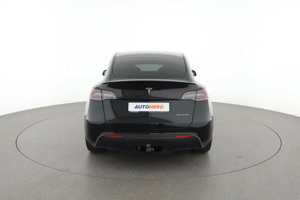Tesla Model Y Performance AWD 75 kWh uit 2022, foto 5