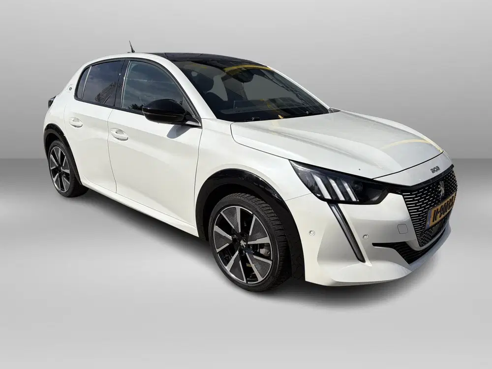 Peugeot 208 EV GT 50 kWh Panorama uit 2021, foto 13