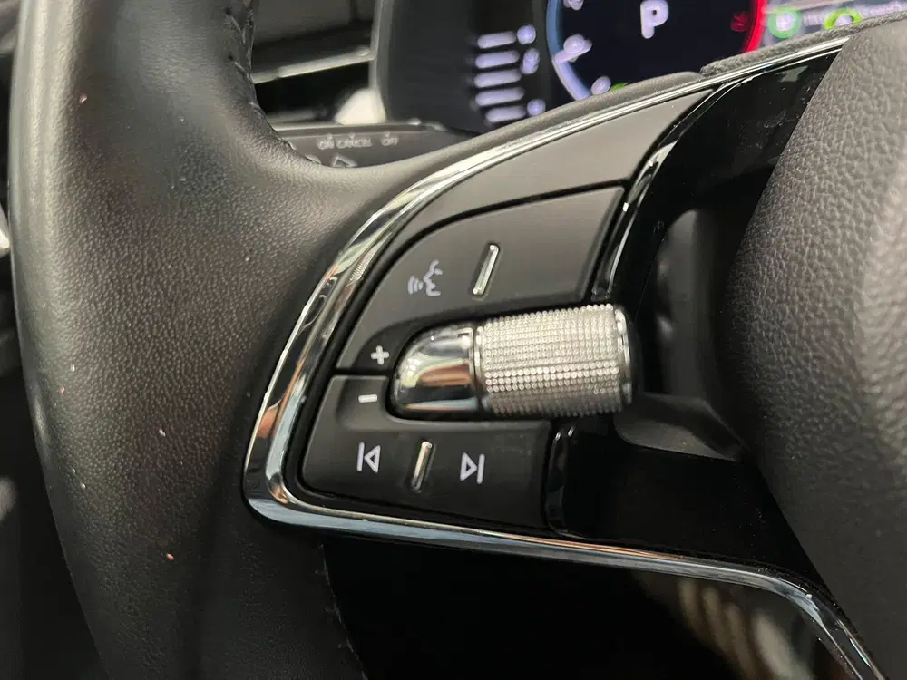 Skoda Kamiq 1.0 TSI DSG Clever Panoramadak Trekhaak Na uit 2022, foto 16