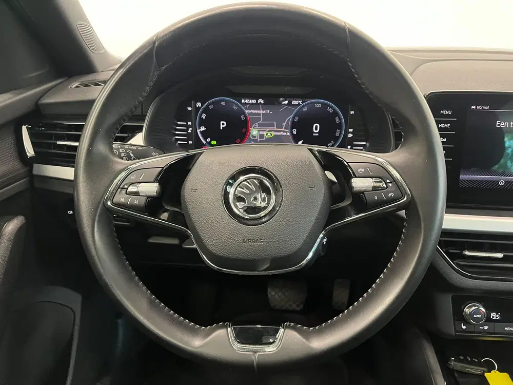 Skoda Kamiq 1.0 TSI DSG Clever Panoramadak Trekhaak Na uit 2022, foto 20
