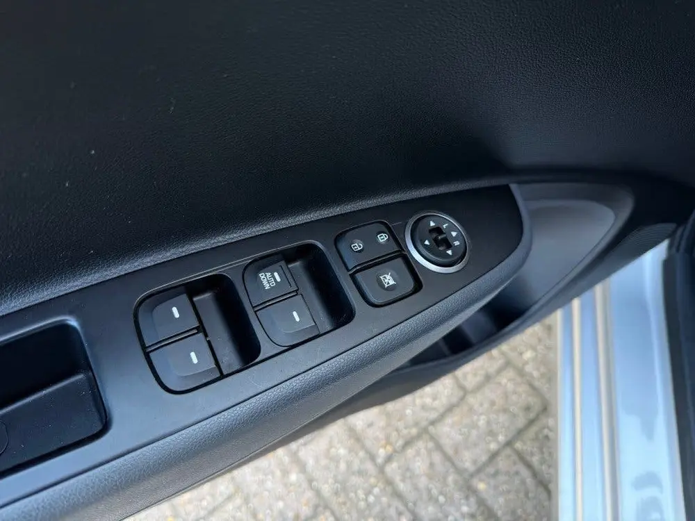 Hyundai I10 1.0I COMFORT - NL Auto Navi Carplay Airco Park. uit 2019, foto 18