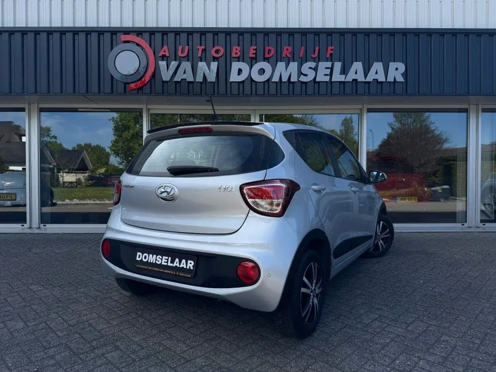 Hyundai I10 1.0I COMFORT - NL Auto Navi Carplay Airco Park. uit 2019, foto 3