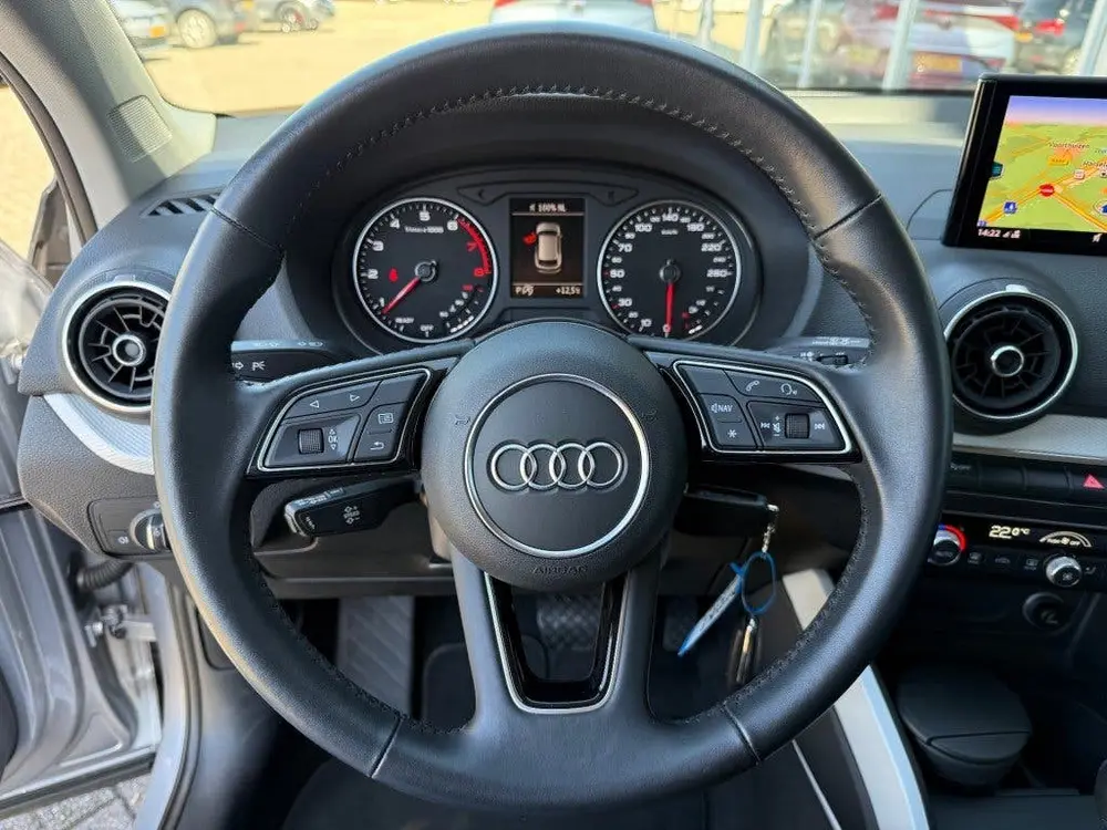 Audi Q2 35 TFSI CoD Design uit 2019, foto 18