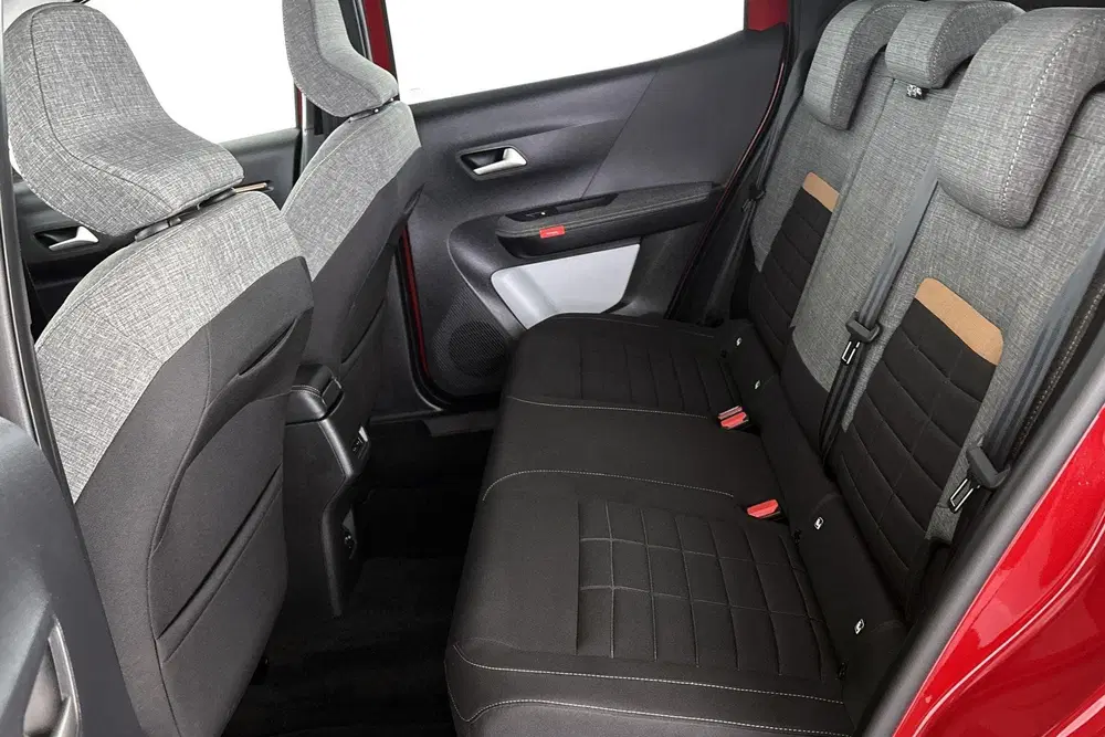 Citroën C3 Aircross Citroen C3 Aircross 1.2 Hybrid 145pk Plus uit 2025, foto 8