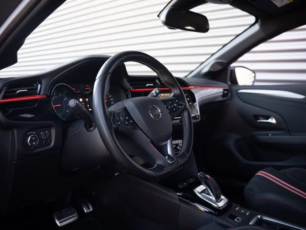 Opel Corsa 1.2 GS Line Camera Navi Blindspot CarPlay uit 2020, foto 20