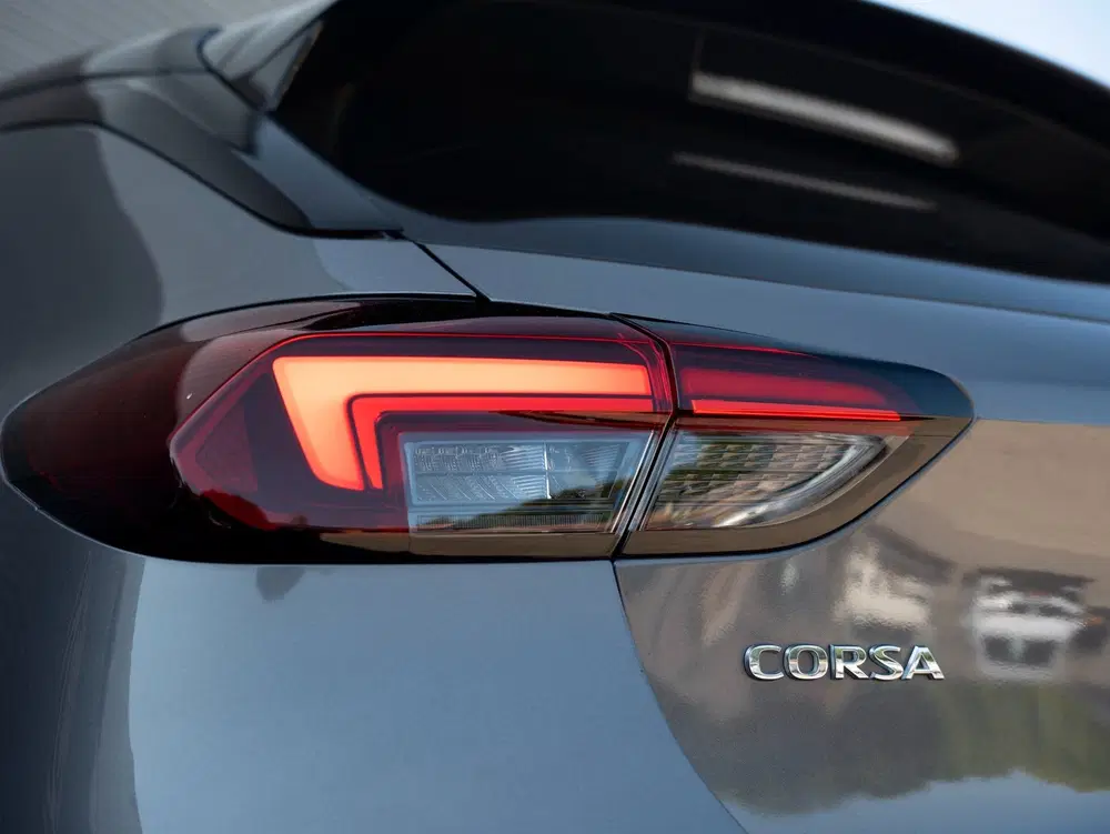 Opel Corsa 1.2 GS Line Camera Navi Blindspot CarPlay uit 2020, foto 9