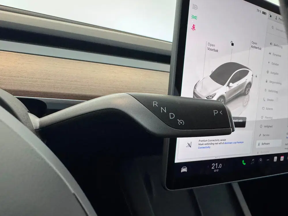 Tesla Model Y Long Range AWD 75 kWh uit 2023, foto 12