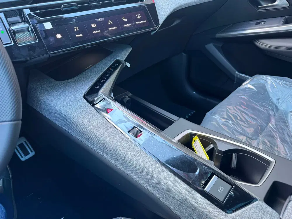 Peugeot 3008 GT 73 kWh uit 2026, foto 19