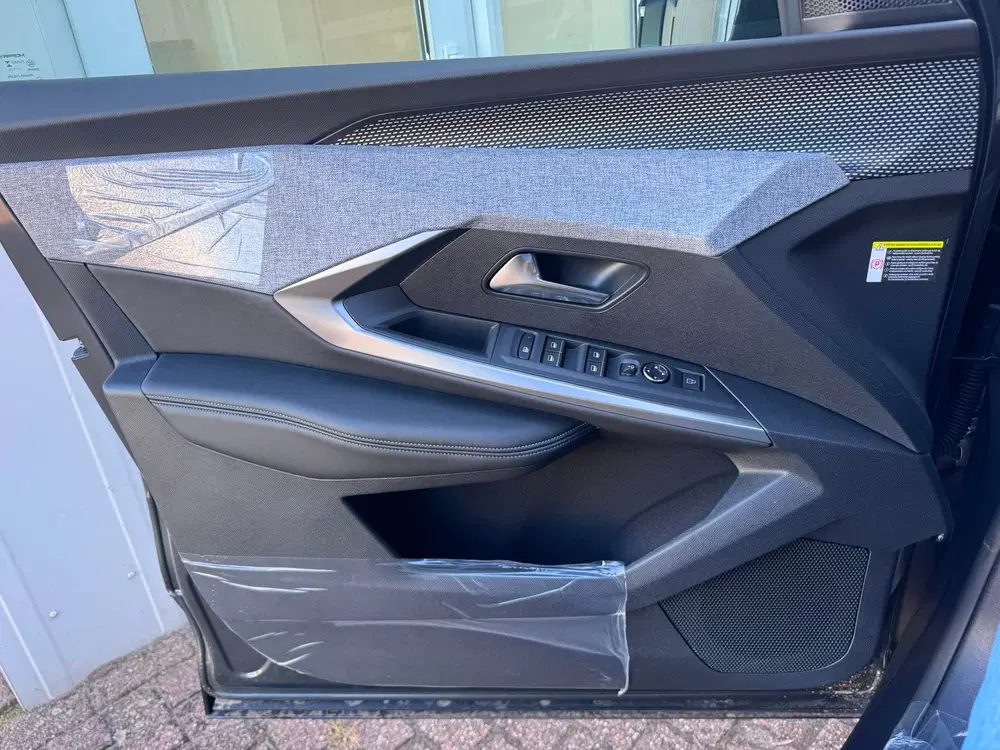 Peugeot 3008 GT 73 kWh uit 2026, foto 20