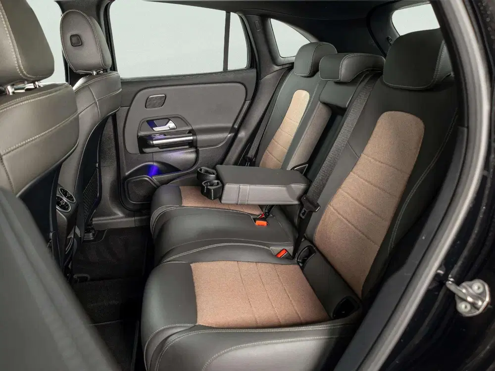 Mercedes-Benz EQA 250 Edition 1 67 kWh uit 2021, foto 12