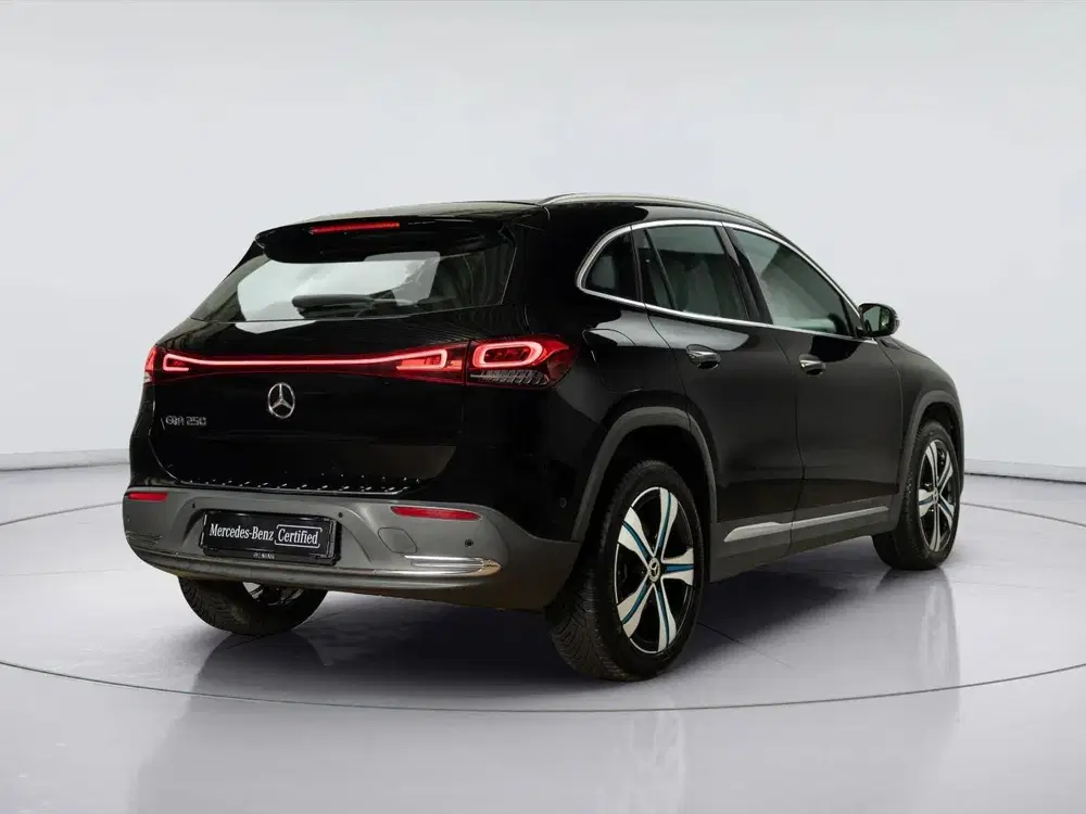 Mercedes-Benz EQA 250 Edition 1 67 kWh uit 2021, foto 2