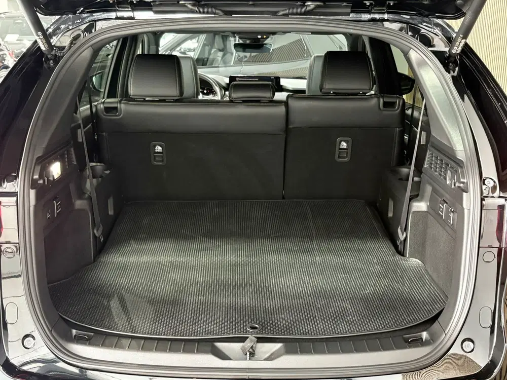 Mazda CX-80 2.5 e-SkyActiv PHEV Takumi Plus 7 Pers 327 uit 2026, foto 19