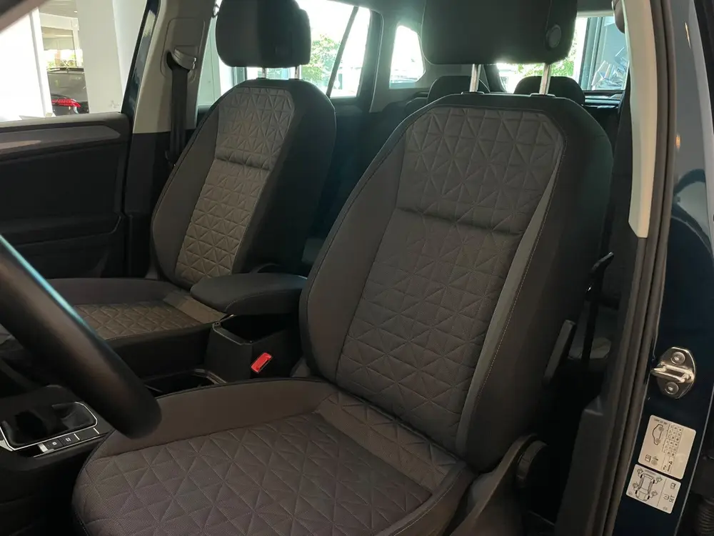 Volkswagen Tiguan 1.5 eHybrid Life Edition uit 2022, foto 18