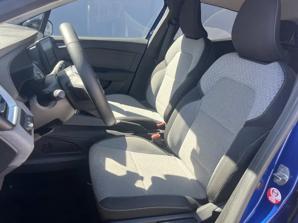 Mitsubishi Colt 1.6 HEV Intense uit 2024, foto 6