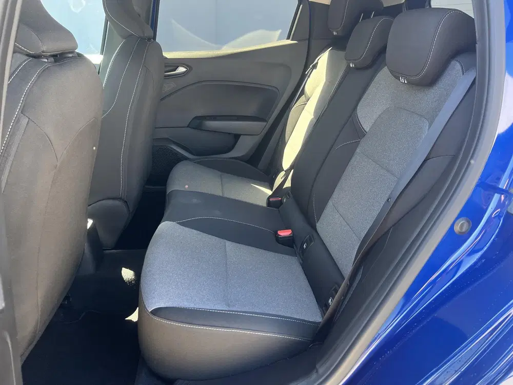 Mitsubishi Colt 1.6 HEV Intense uit 2024, foto 7