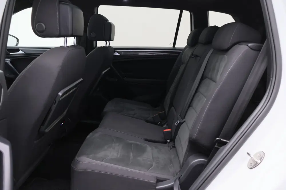 Volkswagen Tiguan Allspace 1.5 TSI DSG Highline Business R-L uit 2021, foto 13