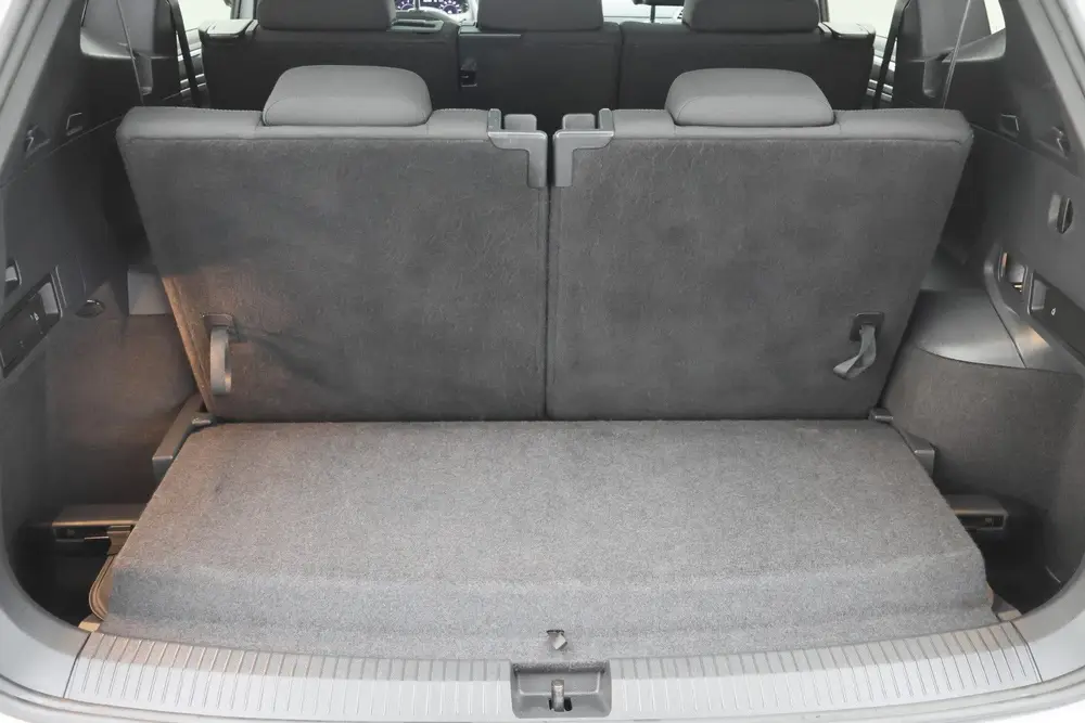 Volkswagen Tiguan Allspace 1.5 TSI DSG Highline Business R-L uit 2021, foto 17