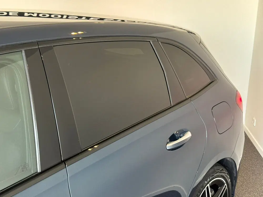 Mercedes-Benz B-Klasse 250 e AMG Line uit 2024, foto 11