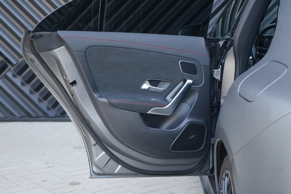 Mercedes-Benz CLA 180 AMG ACC Pano Memory 360 HUD IHC uit 2024, foto 19