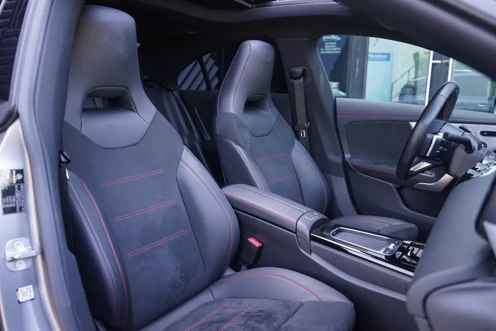 Mercedes-Benz CLA 180 AMG ACC Pano Memory 360 HUD IHC uit 2024, foto 5