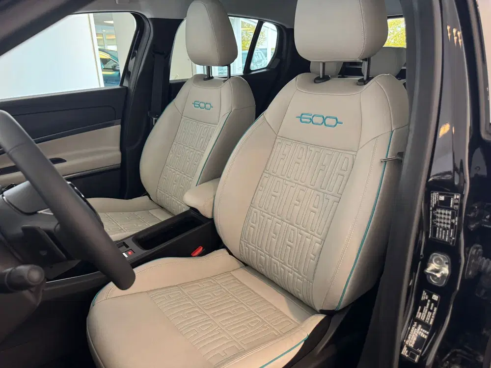 Fiat 600 1.2 Hybrid La Prima uit 2024, foto 17
