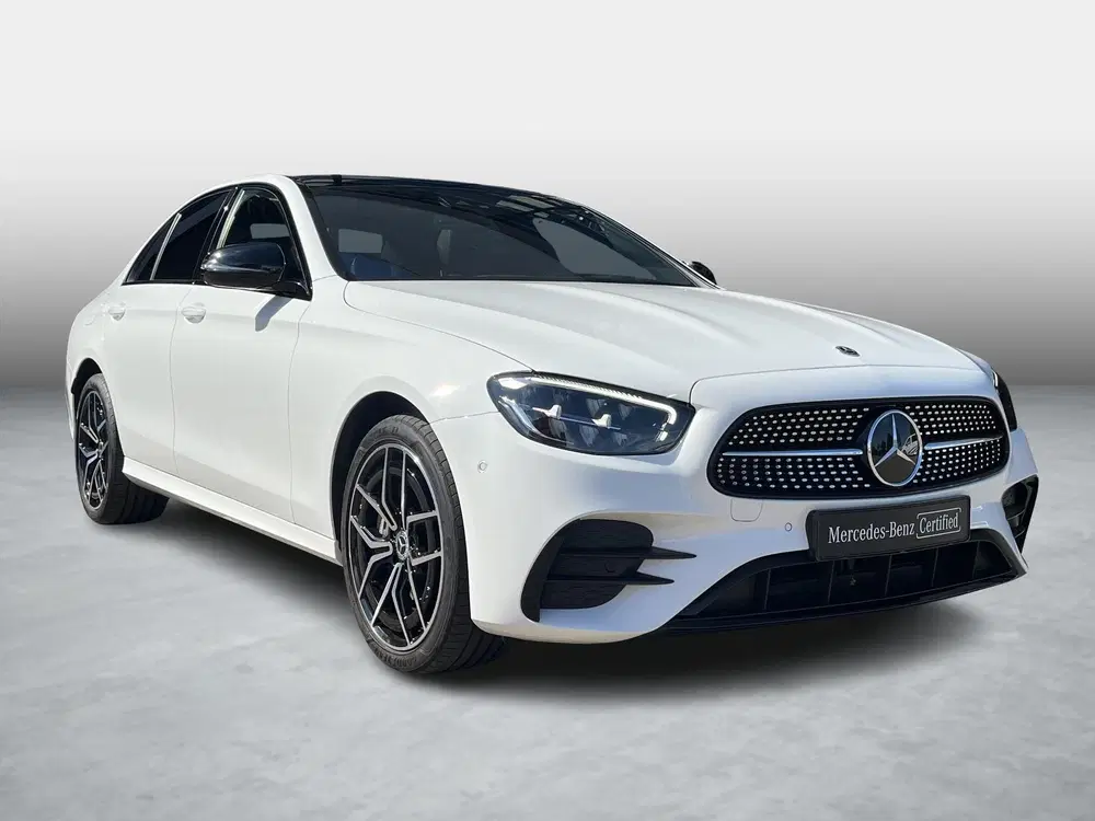 Mercedes-Benz E-Klasse 300 e 4MATIC AMG Line uit 2023, foto 14