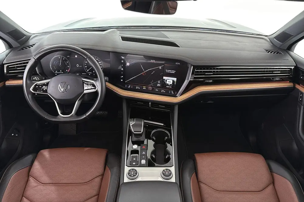 Volkswagen Touareg 3.0 TSi eHybrid 4MOTION Luchtvering Panor uit 2022, foto 7