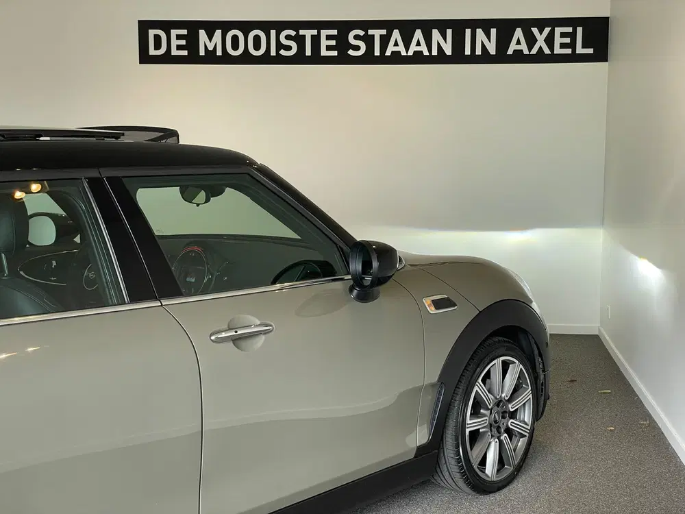 Mini Clubman 1.5 Cooper Chili uit 2020, foto 15