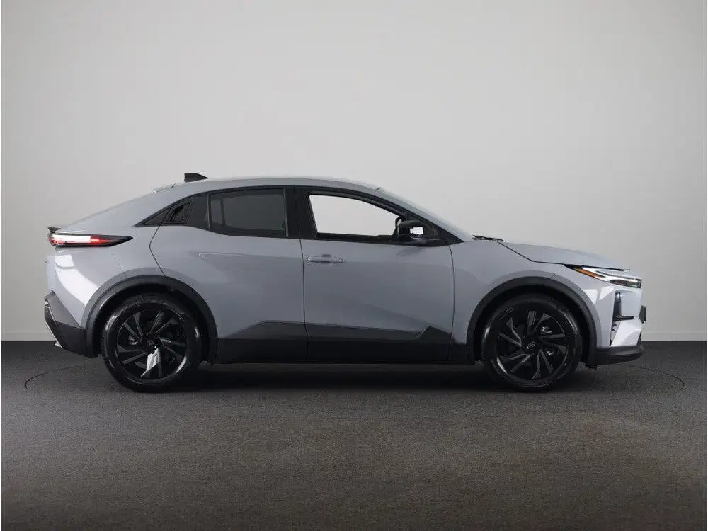 Toyota C-HR First Edition 77 kWh *NIEUW* (bj 2026) uit 2026, foto 3