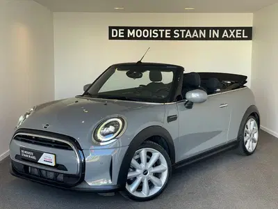 Mini Cabrio 1.5 Cooper Classic uit 2021