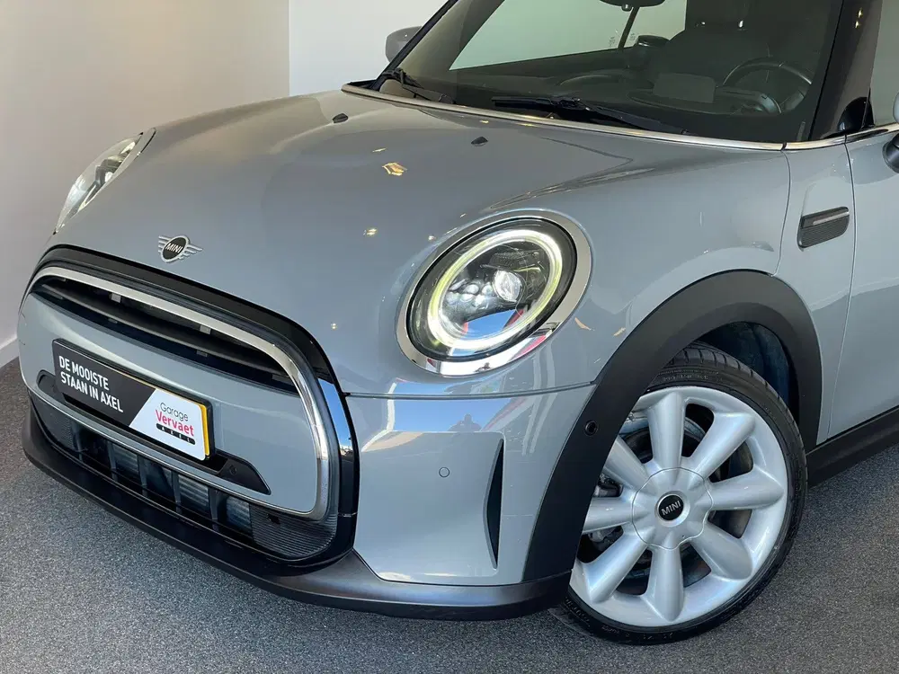 Mini Cabrio 1.5 Cooper Classic uit 2021, foto 6