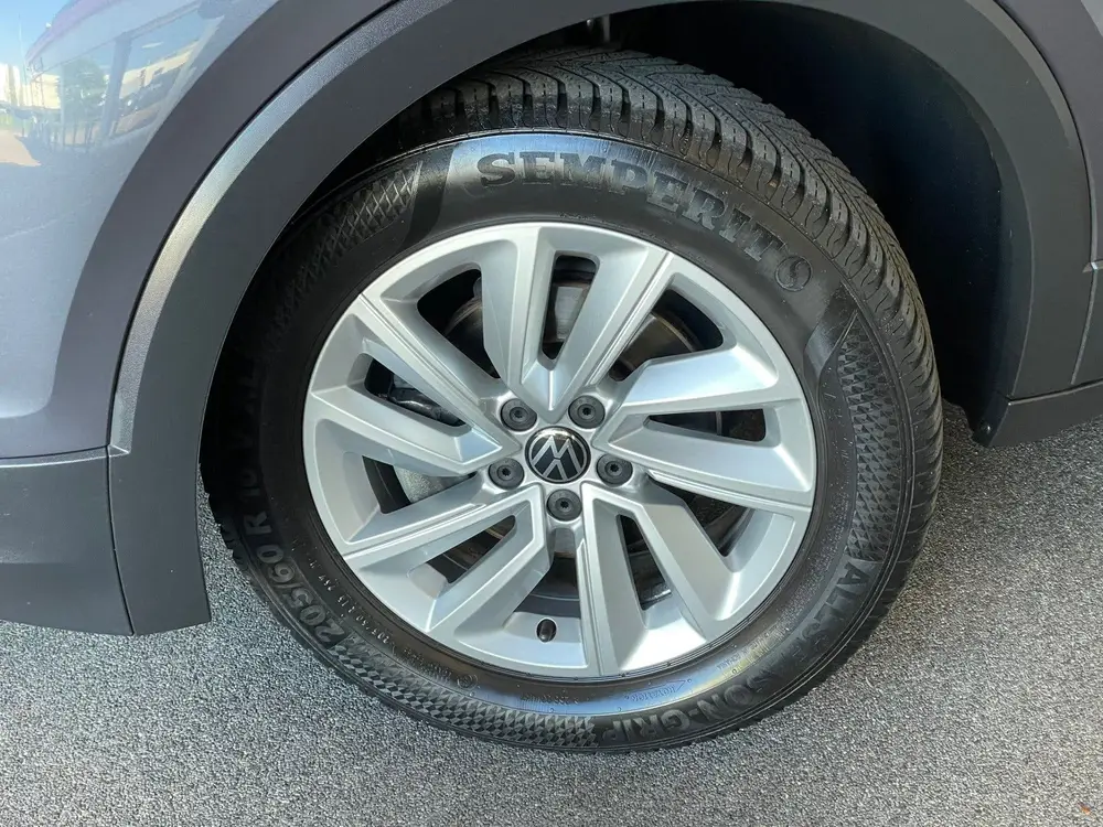 Volkswagen T-Cross 1.0 TSI Life Edition uit 2024, foto 14