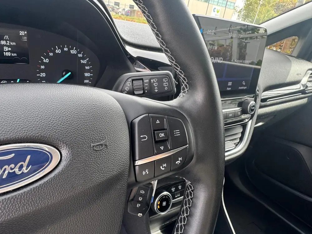 Ford Fiesta 1.0 EcoBoost Titanium uit 2022, foto 11