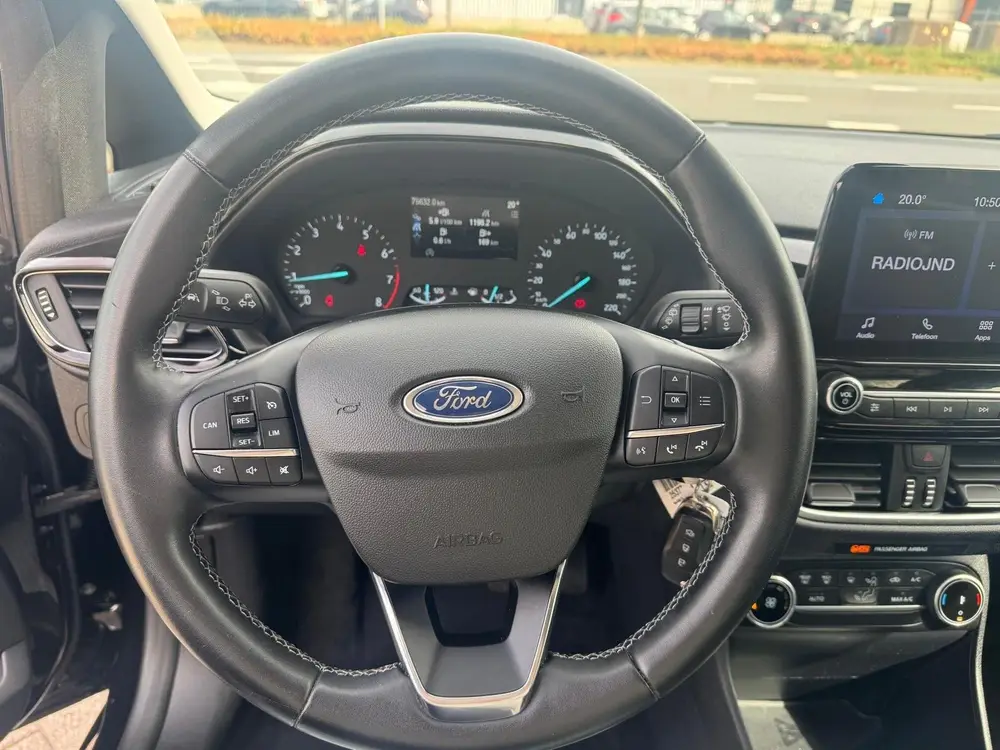 Ford Fiesta 1.0 EcoBoost Titanium uit 2022, foto 9