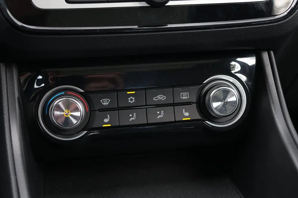 MG ZS EV Luxury 45 kWh | SOH 90% | PANO | CARPLAY | CRUIS uit 2020, foto 15