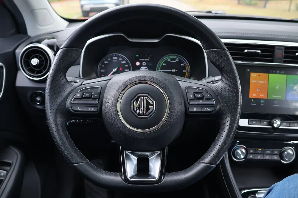 MG ZS EV Luxury 45 kWh | SOH 90% | PANO | CARPLAY | CRUIS uit 2020, foto 19