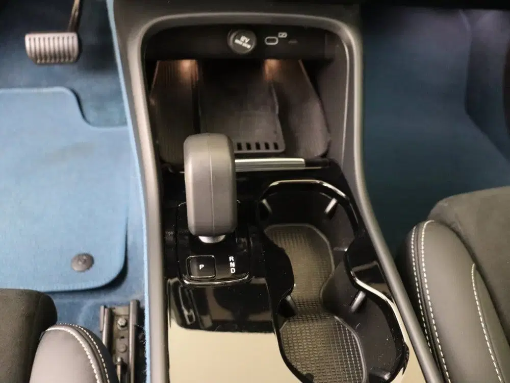 Volvo C40 Recharge Ultimate Dark 69 kWh uit 2023, foto 19